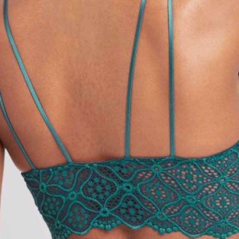 NEW-Auden Bra Size Large.